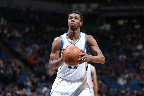 上演大四喜斩获金靴，法比奥当选中超官方第30轮最佳球员（法比奥独中四元加冕金靴，荣膺中超第30轮官方最佳球员）