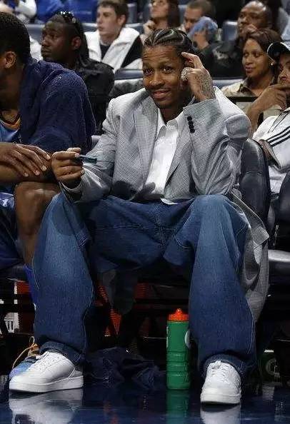 若拜仁不输海登海姆，将队史第3次实现德甲客场全年不败（若能挺过海登海姆之战，拜仁将第三次收获德甲客场全年不败）