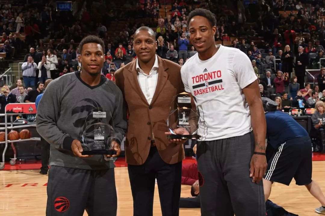 玄学加成！巴西加冕六星就在明年？上次落位C组世界杯夺冠（玄学再现：巴西明年圆六星？上回分入C组最终捧杯）