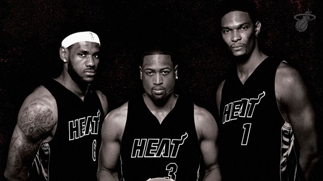 王大雷晒和女儿一起跳舞的视频，韦世豪：有点卡哇伊了（王大雷分享与女儿共舞短片，韦世豪留言：有点萌）