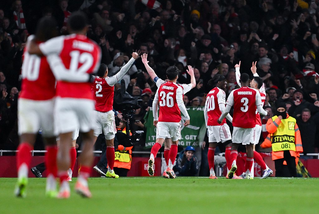 阿门：杜兰特充分放权给年轻人，但会在需要他的时候站出来（阿门：杜兰特把舞台让给年轻人，关键时刻仍会挺身而出）