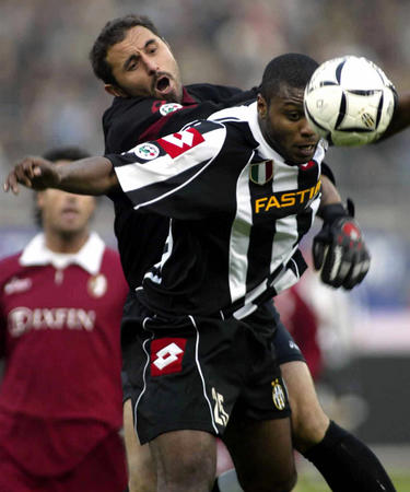 NBA官宣周最佳！布伦森和小杰克逊当选获奖 约基奇亚历山大获提名（NBA官方公布周最佳：布伦森与小贾伦-杰克逊当选，约基奇与亚历山大获提名）