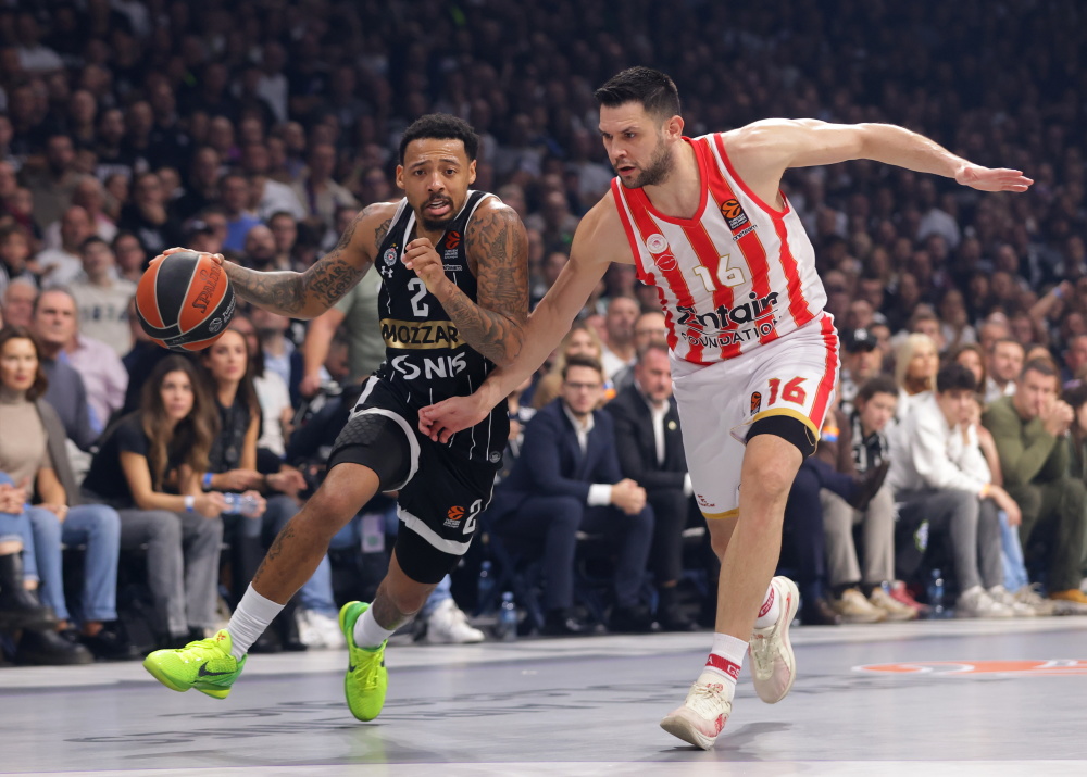 勇记：格林赛后穿着保护靴，但预计下一场仍可带伤出战（勇士记者：格林赛后穿防护靴，预计下场仍将带伤出场）