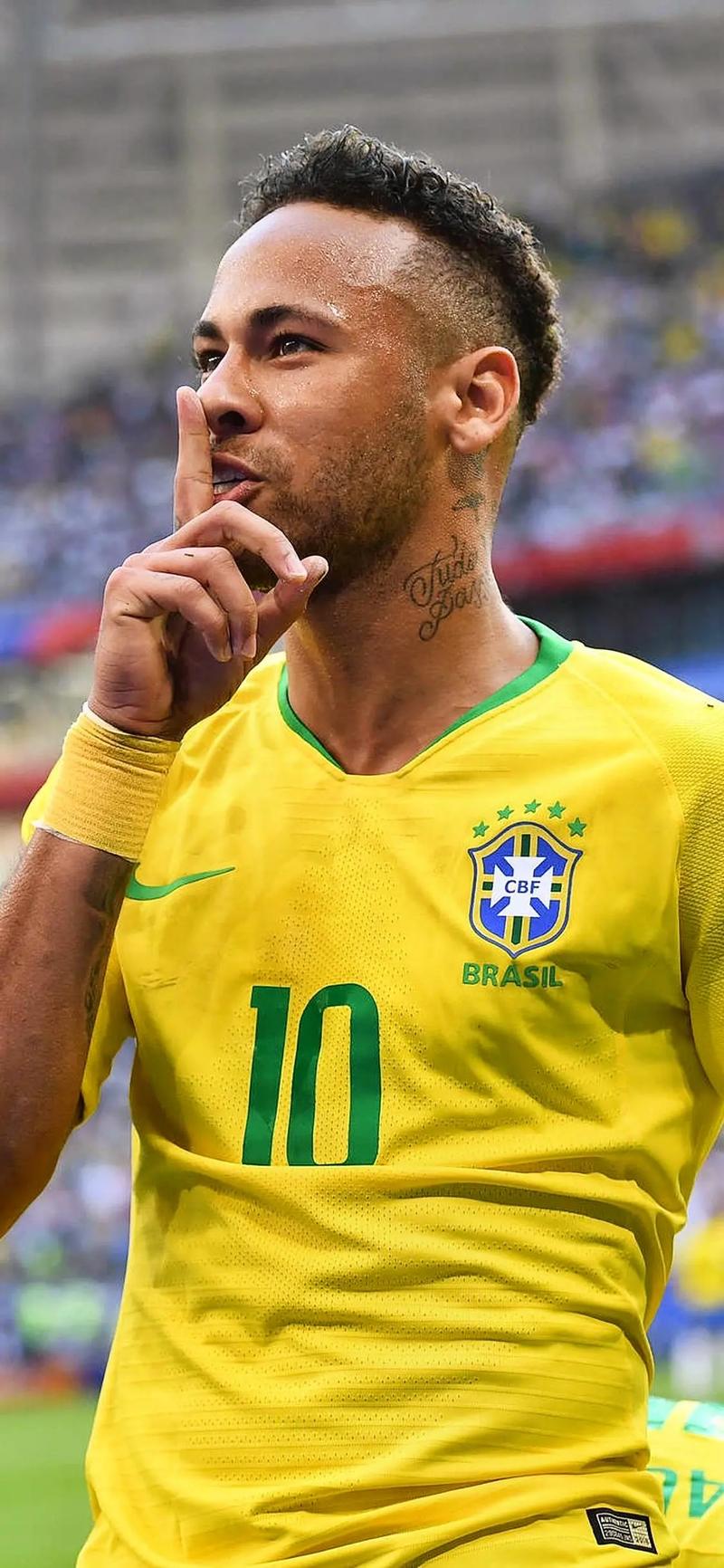 多古：芒特传球传得好，我的射门有点幸运（多古赞芒特传球出色：我的射门多少有点运气）